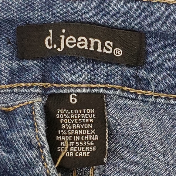D. Jeans factory  distressed  jegging size 6 - Picture 4 of 13